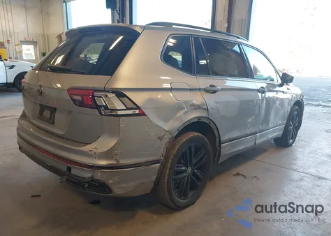 2022 Volkswagen Tiguan 2.0T Se R-Line Black z USA, uszkodzony, nr VIN 3VVCB7AXXNM011573